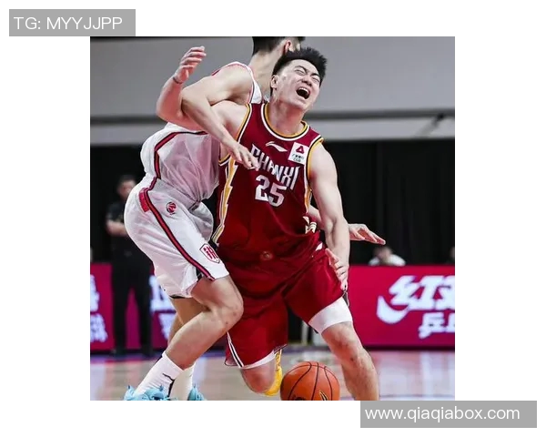 广州篮球队总决赛战术解析与表现评估全面分析